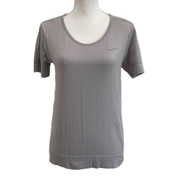 NIKE Women’s Dri Fit Mesh Sports Tee - Picture 1 of 9